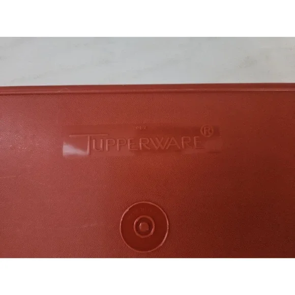 Vintage Tupperware Rectangle Container 794-7 Burnt Orange NO LID - Picture 4 of 6